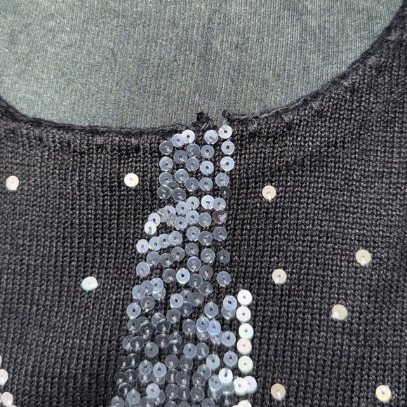 Michael Simon • Sequin Star Knit Short Sleeve Sweater - Picture 13 of 15